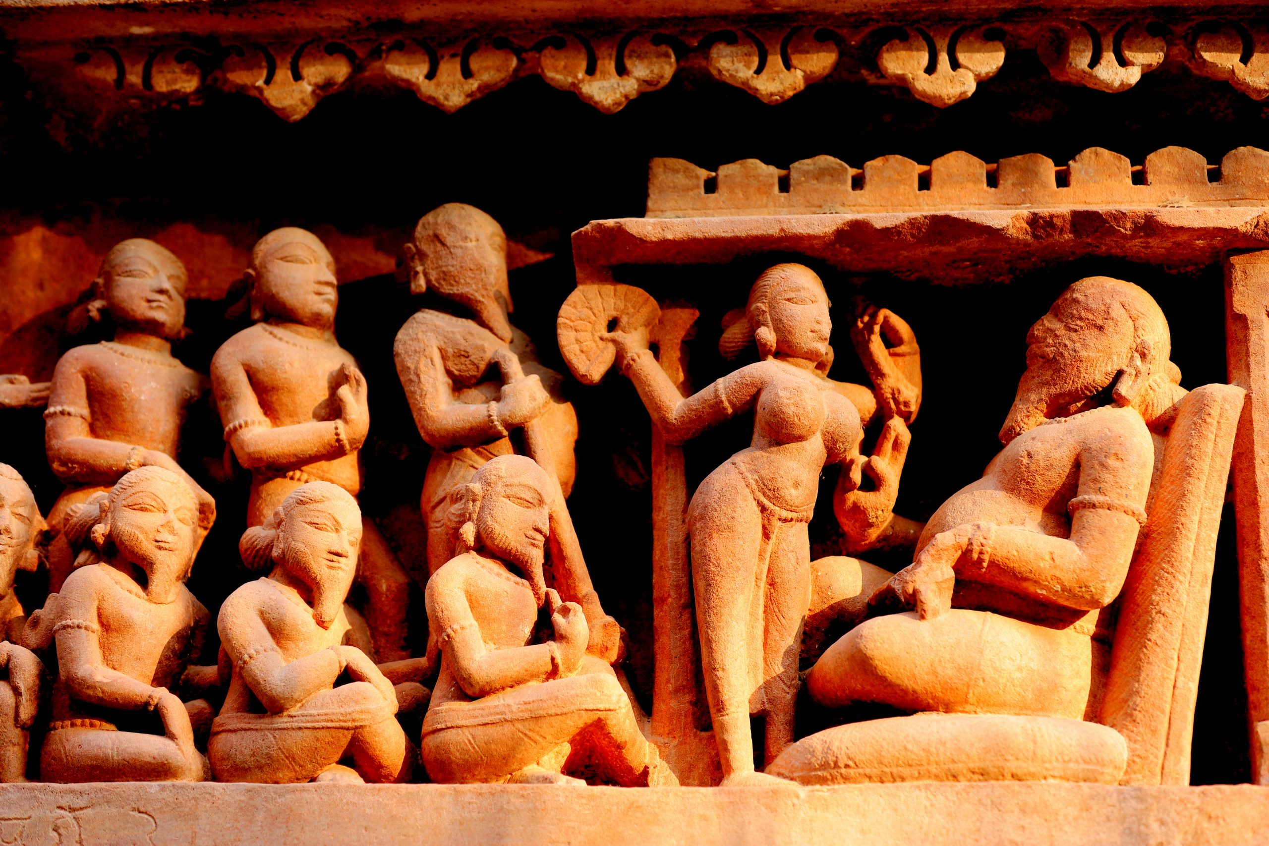 khajuraho backpacking romance