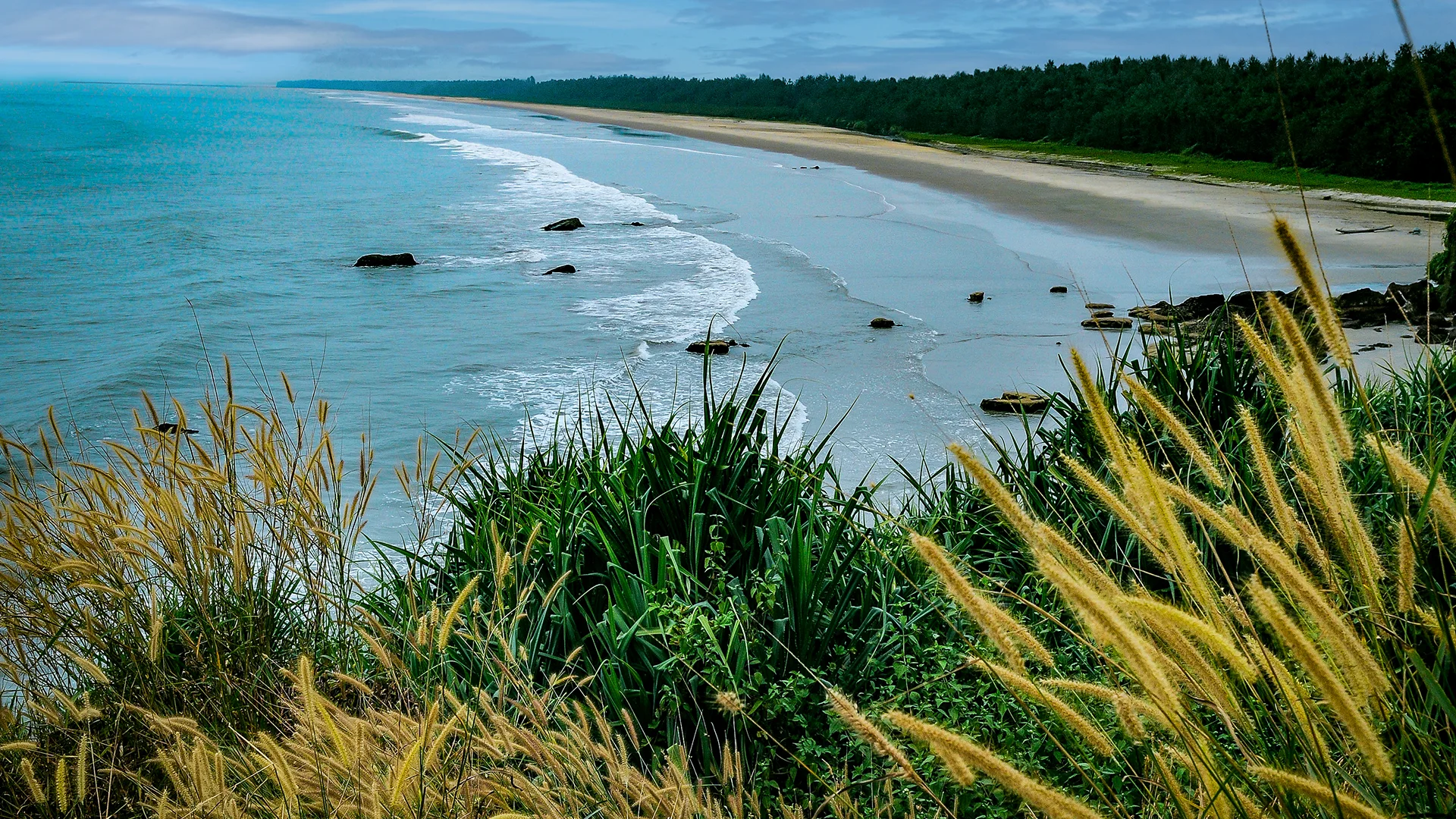 Meenkunnu Beach, Kannur