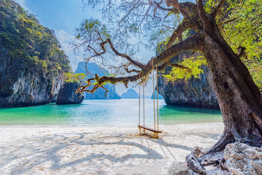 Sun, Sand and Sea: Thailand for Couples 